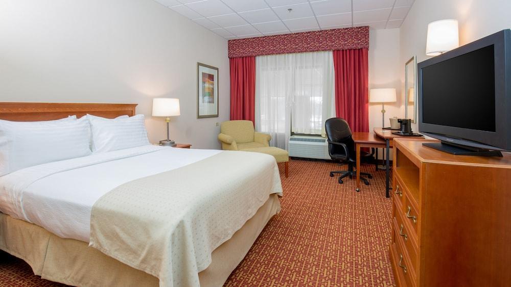 Holiday Inn Chicago Nw Crystal Lk Conv Ctr By Ihg Кристъл Лейк Екстериор снимка