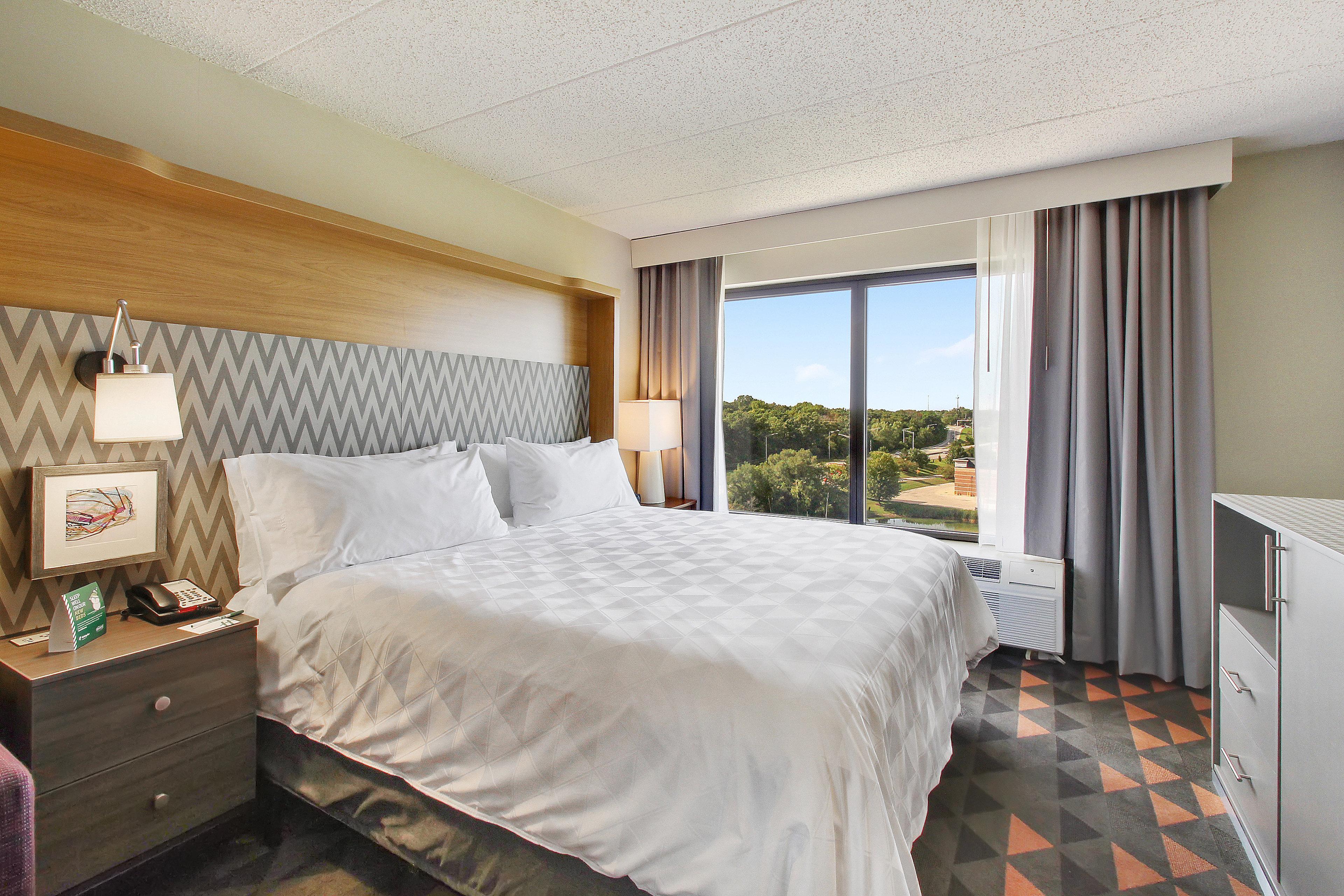 Holiday Inn Chicago Nw Crystal Lk Conv Ctr By Ihg Кристъл Лейк Екстериор снимка