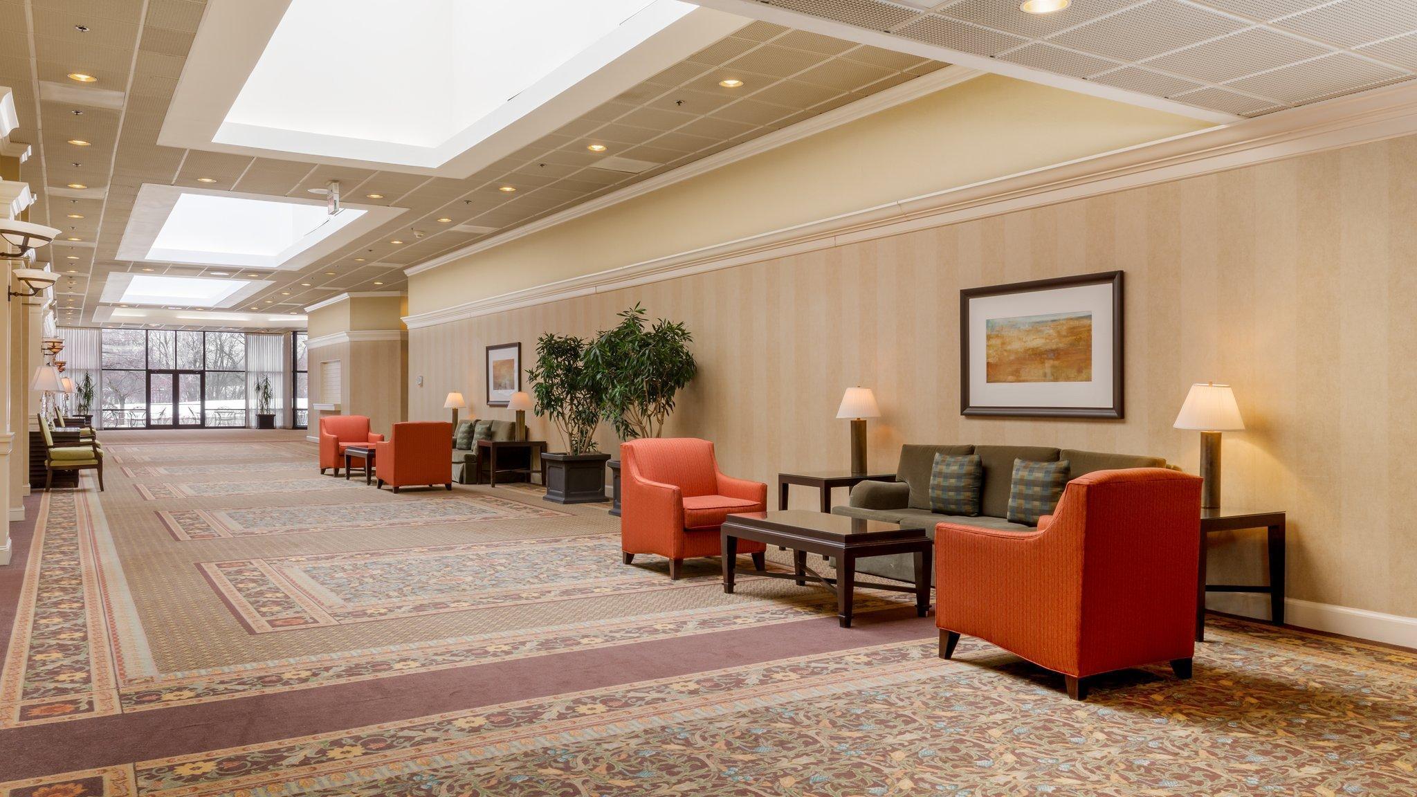 Holiday Inn Chicago Nw Crystal Lk Conv Ctr By Ihg Кристъл Лейк Екстериор снимка