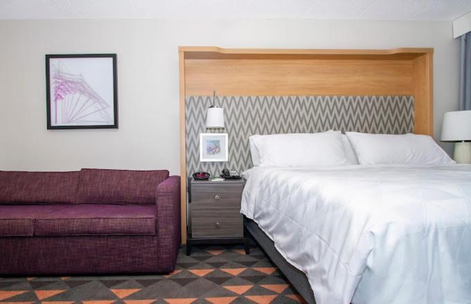 Holiday Inn Chicago Nw Crystal Lk Conv Ctr By Ihg Кристъл Лейк Екстериор снимка