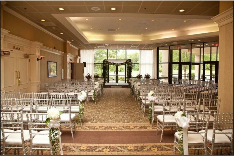 Holiday Inn Chicago Nw Crystal Lk Conv Ctr By Ihg Кристъл Лейк Екстериор снимка